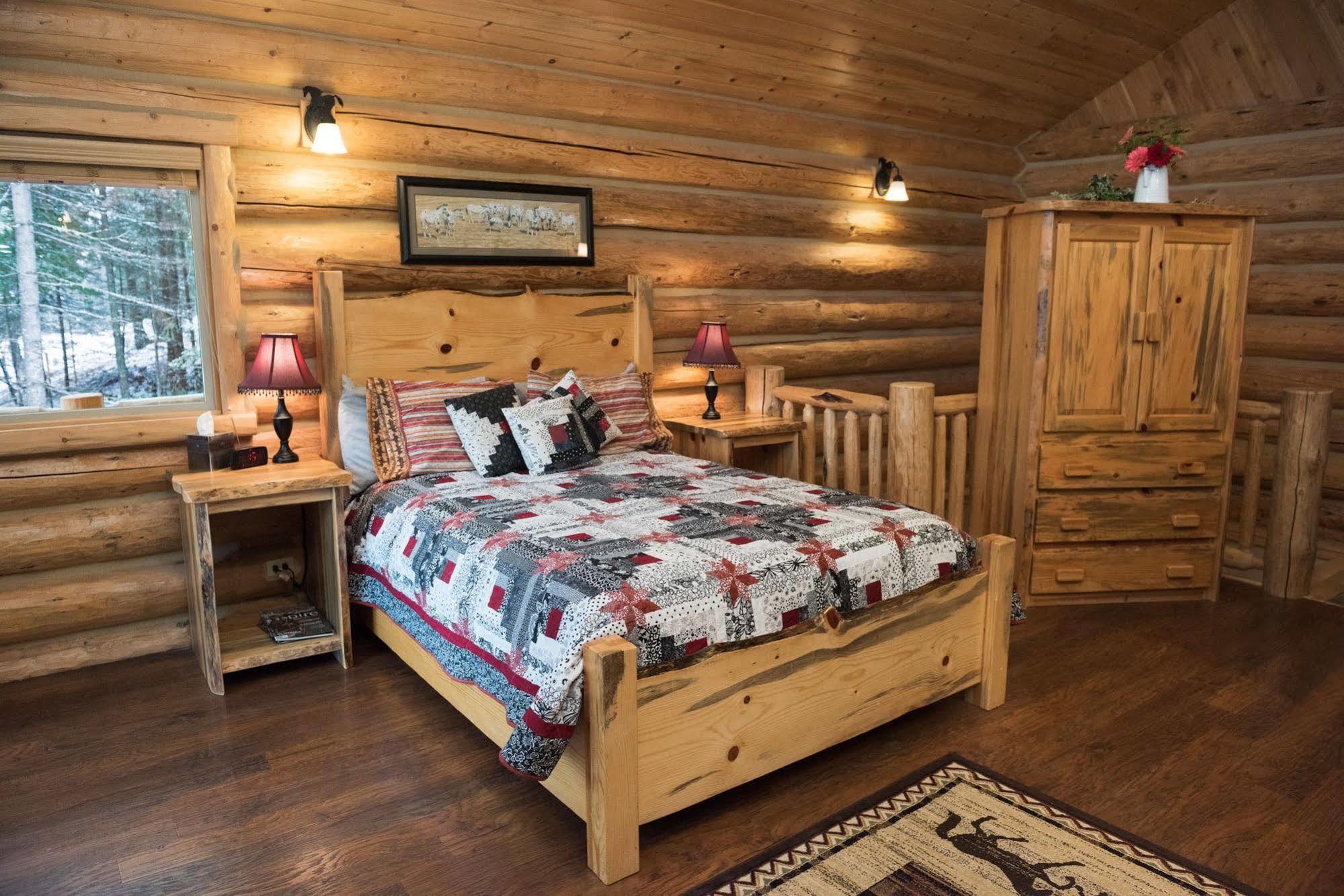 Western Pleasure Guest Ranch Sandpoint Exterior photo