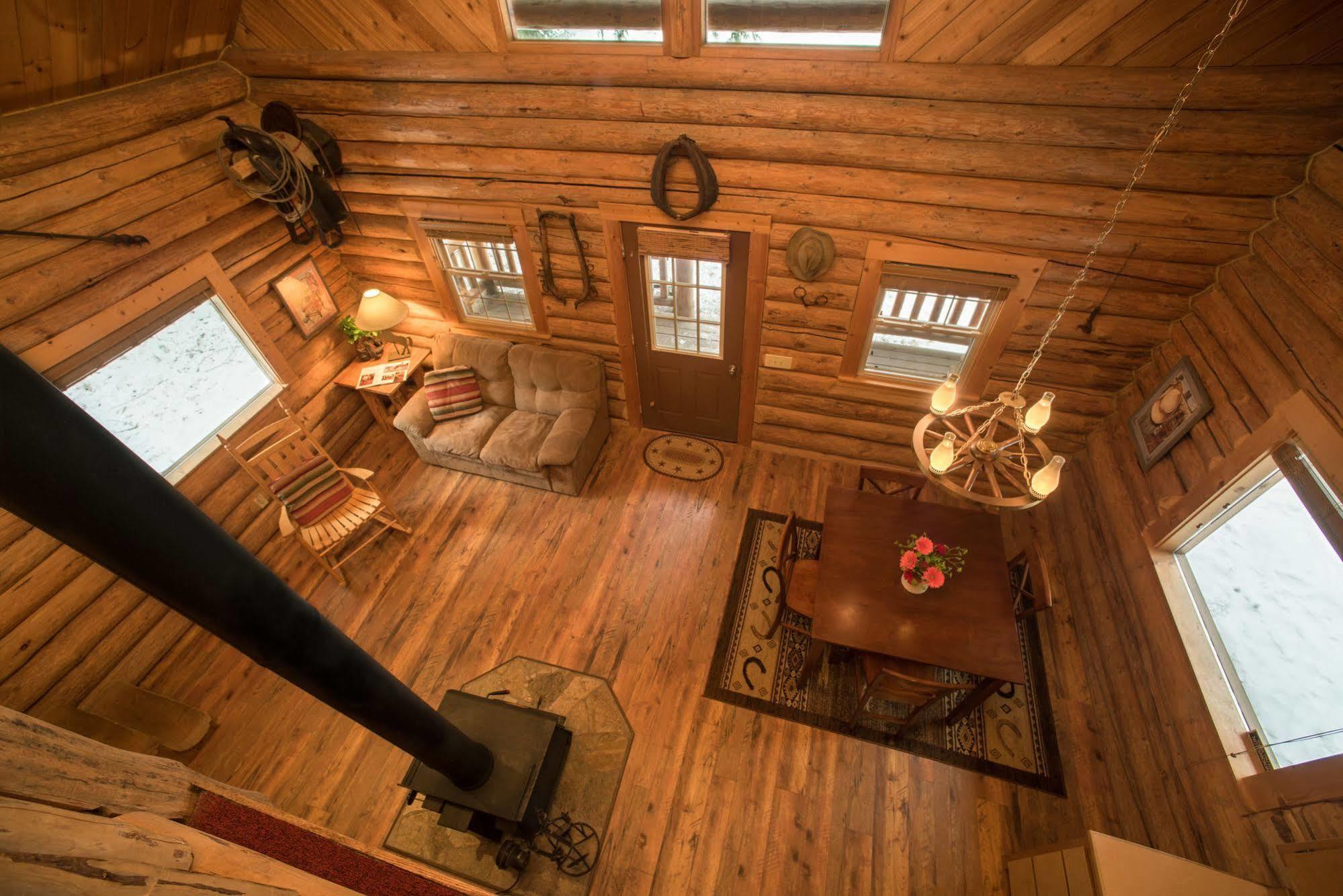 Western Pleasure Guest Ranch Sandpoint Exterior photo