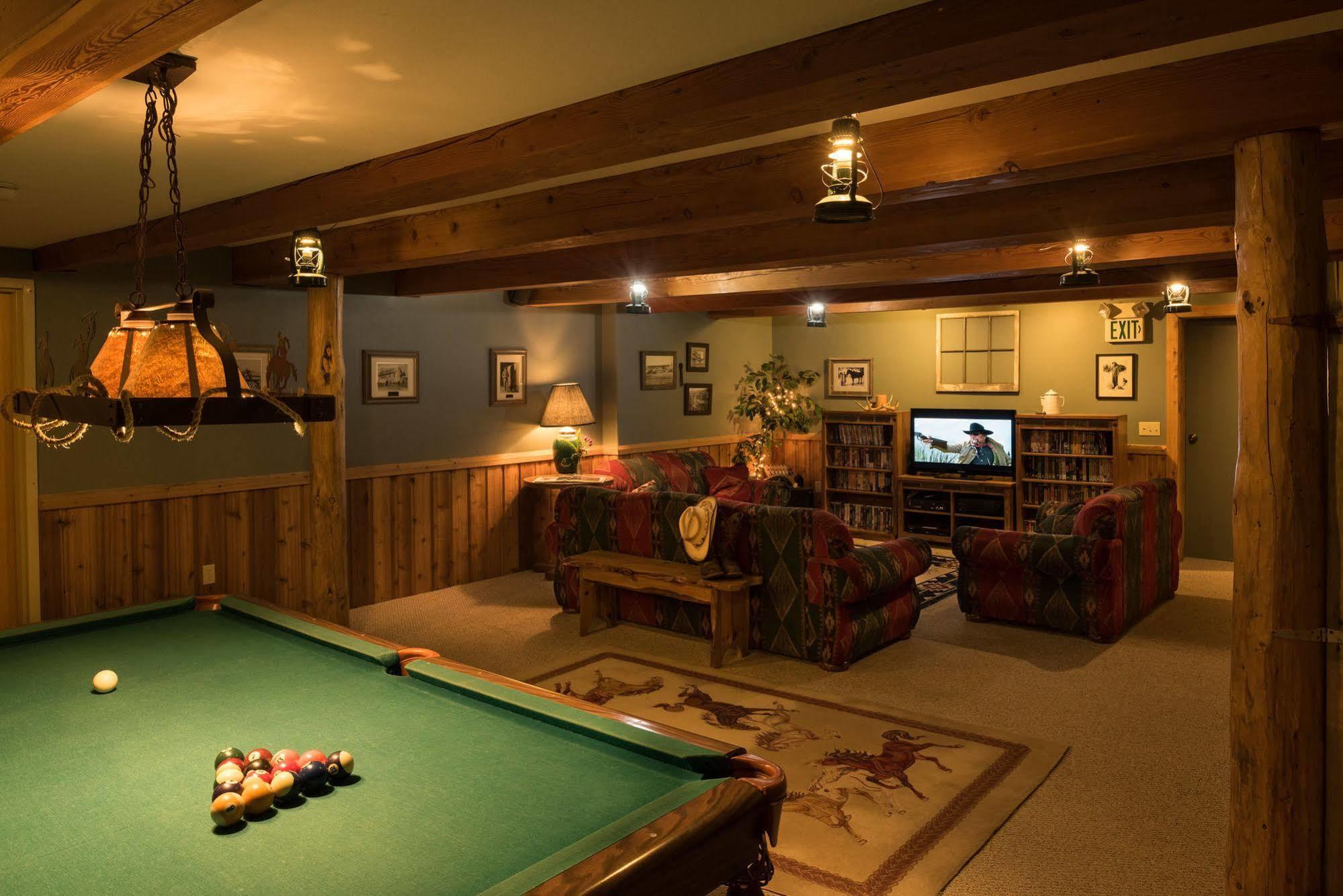 Western Pleasure Guest Ranch Sandpoint Exterior photo
